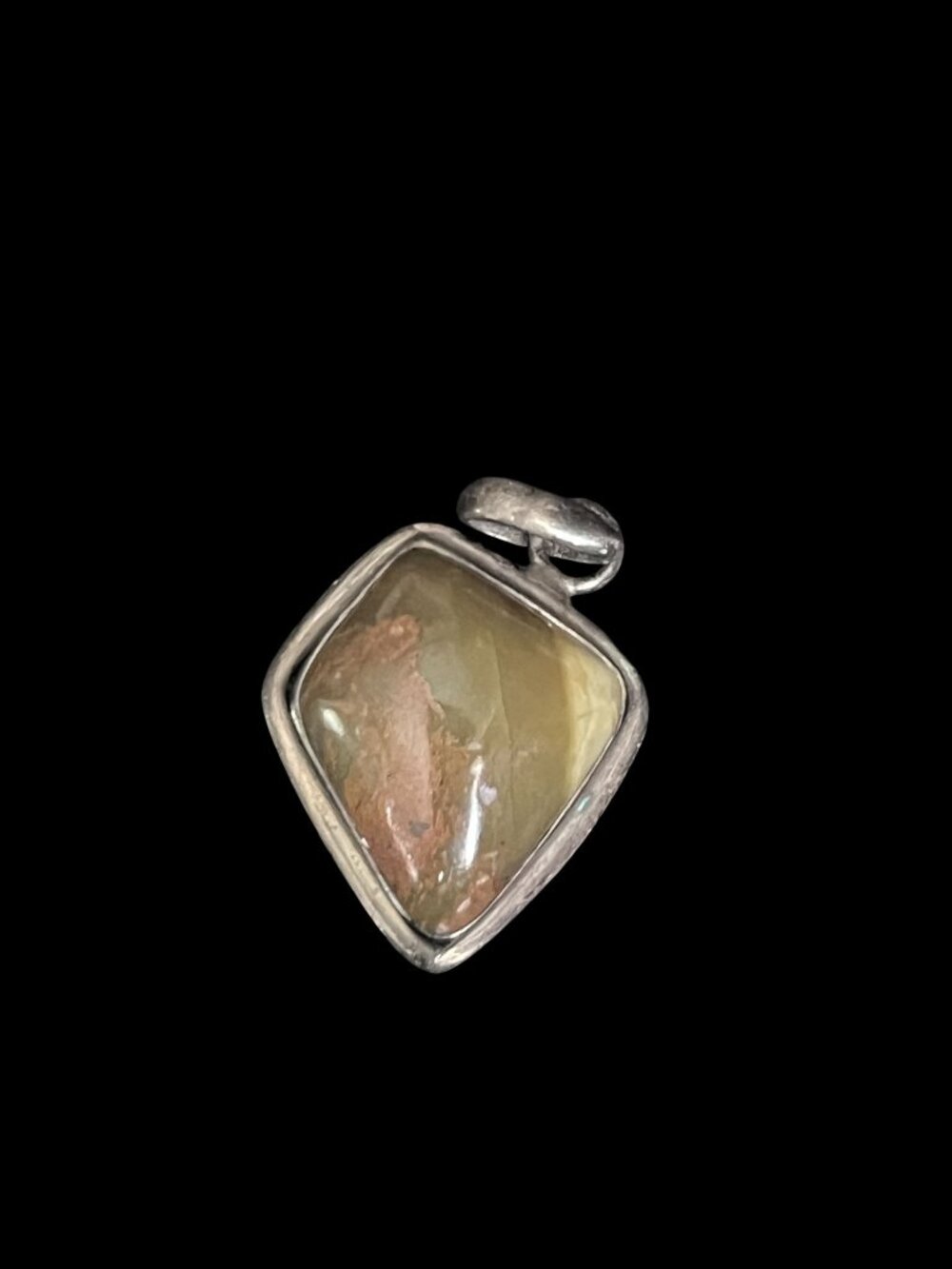 Sterling Silver Pendant With Polished Natural Stone In Diamond Shape